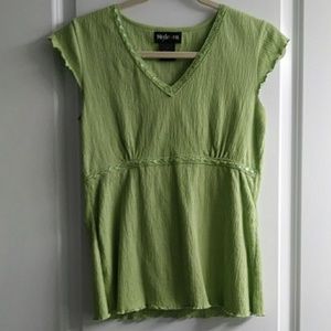 V neck top